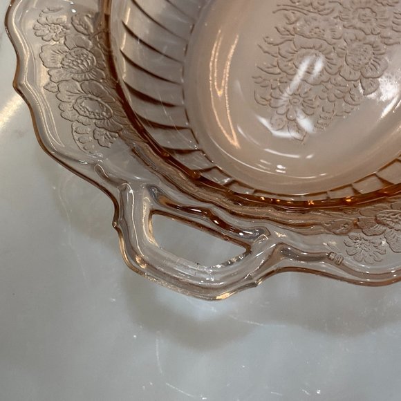 Charmed Pink Art Deco Depression Glass Bowl with Handles - Picture 12 of 16